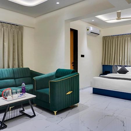 Palm Suites Baner- Indian Nationals Only Pune Eksteriør billede